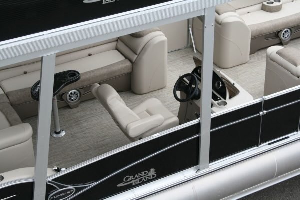 New-Triple tube 27 ft  Funship pontoon boat with 150 Trailer - Image 6