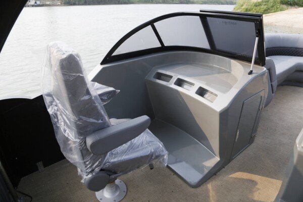 2023 New 27ft Aluminum Sport Pontoon Boat for Sale Water-sport Craft Yacht - Image 4